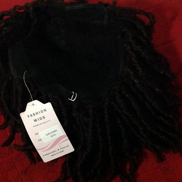 **NEW NEVER WORN** Fashion Wig Synthetic Twisted Dredlocks Wig - Picture 7 of 10